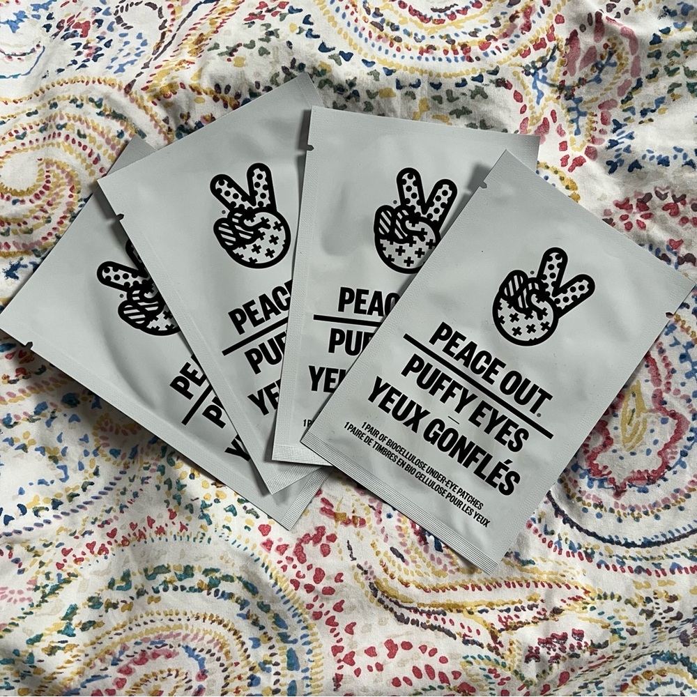 Peace Out Puffy Eyes Patches - 4 sets